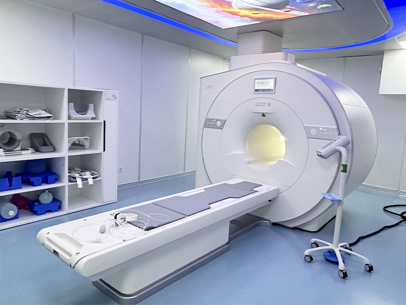 MRI 1.5 Tesla